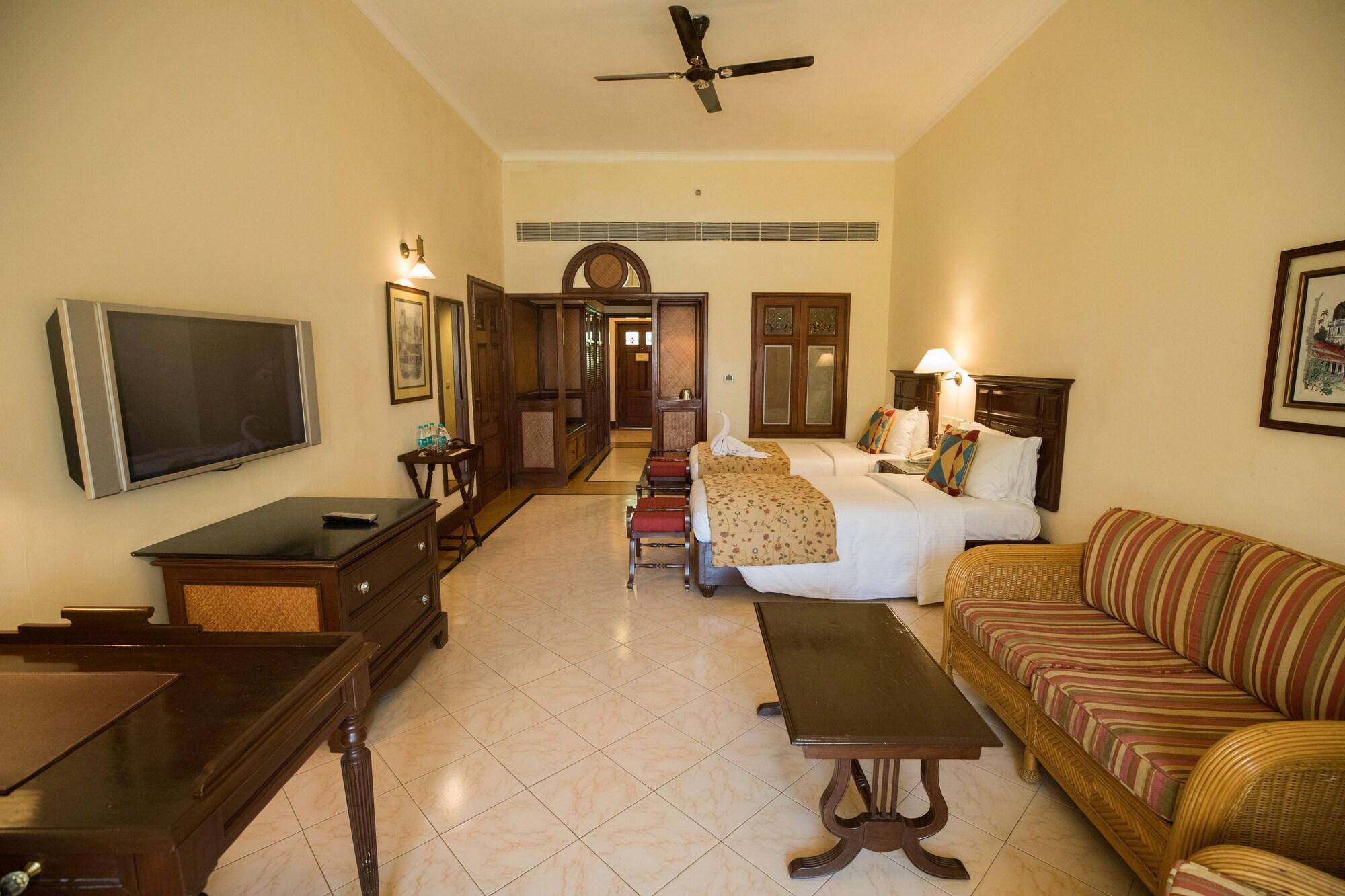 The Lalit Golf & Spa Resort Goa Canacona Buitenkant foto