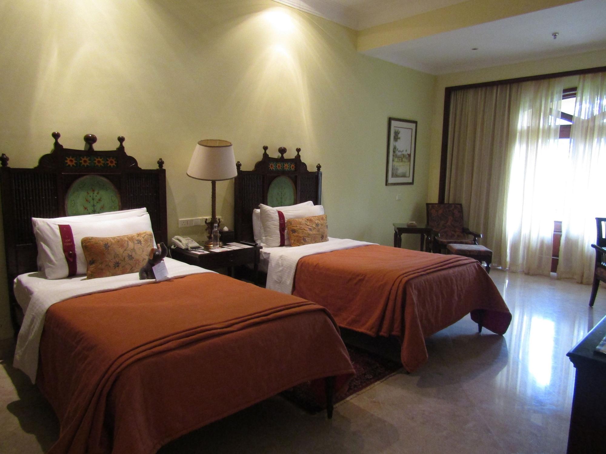 The Lalit Golf & Spa Resort Goa Canacona Buitenkant foto