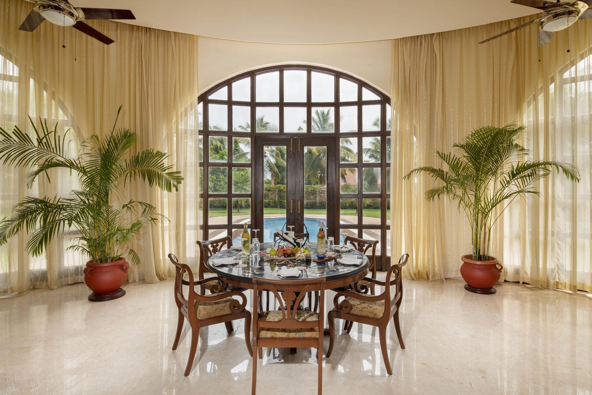 The Lalit Golf & Spa Resort Goa Canacona Buitenkant foto