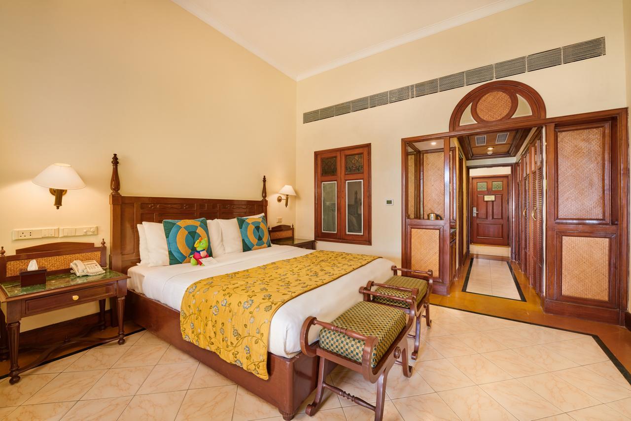 The Lalit Golf & Spa Resort Goa Canacona Buitenkant foto