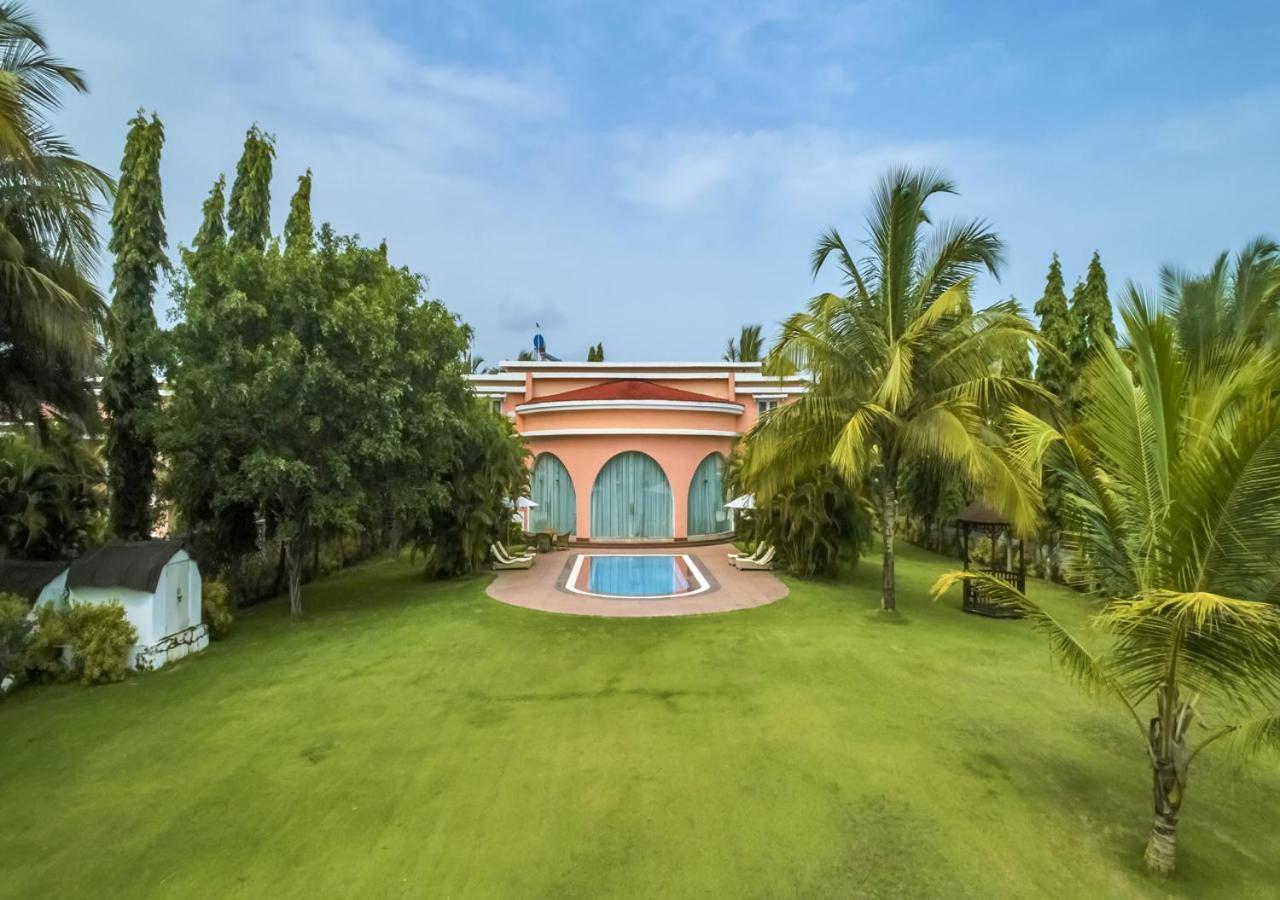 The Lalit Golf & Spa Resort Goa Canacona Buitenkant foto