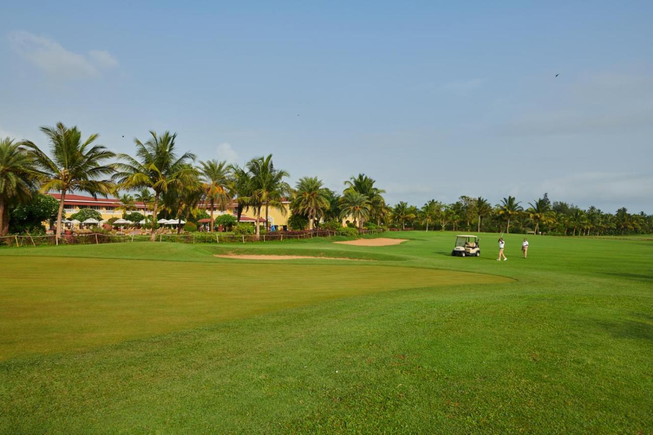 The Lalit Golf & Spa Resort Goa Canacona Buitenkant foto